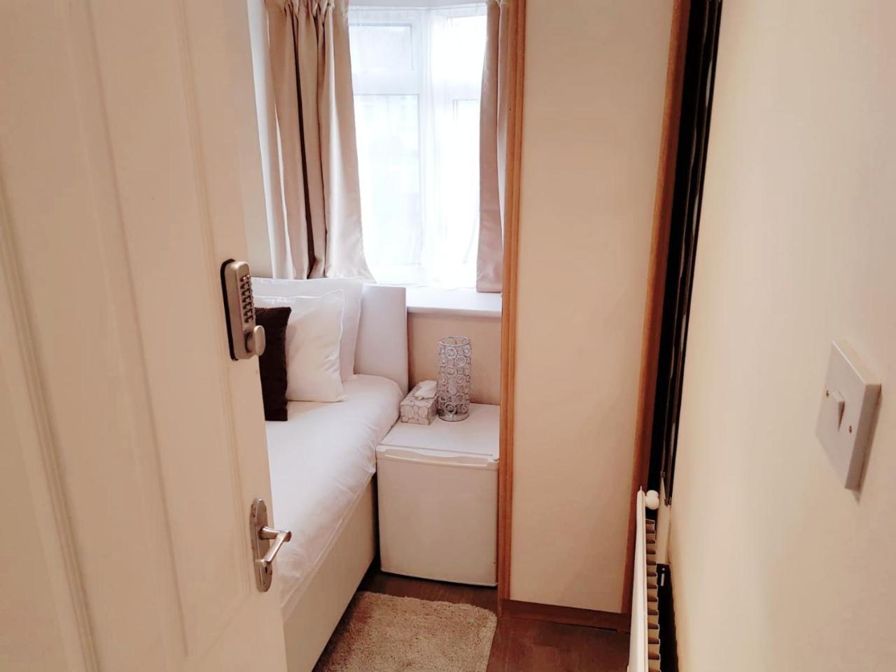 The 22 Bed & Breakfast London Bagian luar foto